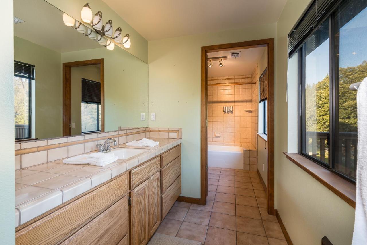 Casa Rio Yosemite -Waterfall Plus 9 Acres 奥克赫斯特 外观 照片